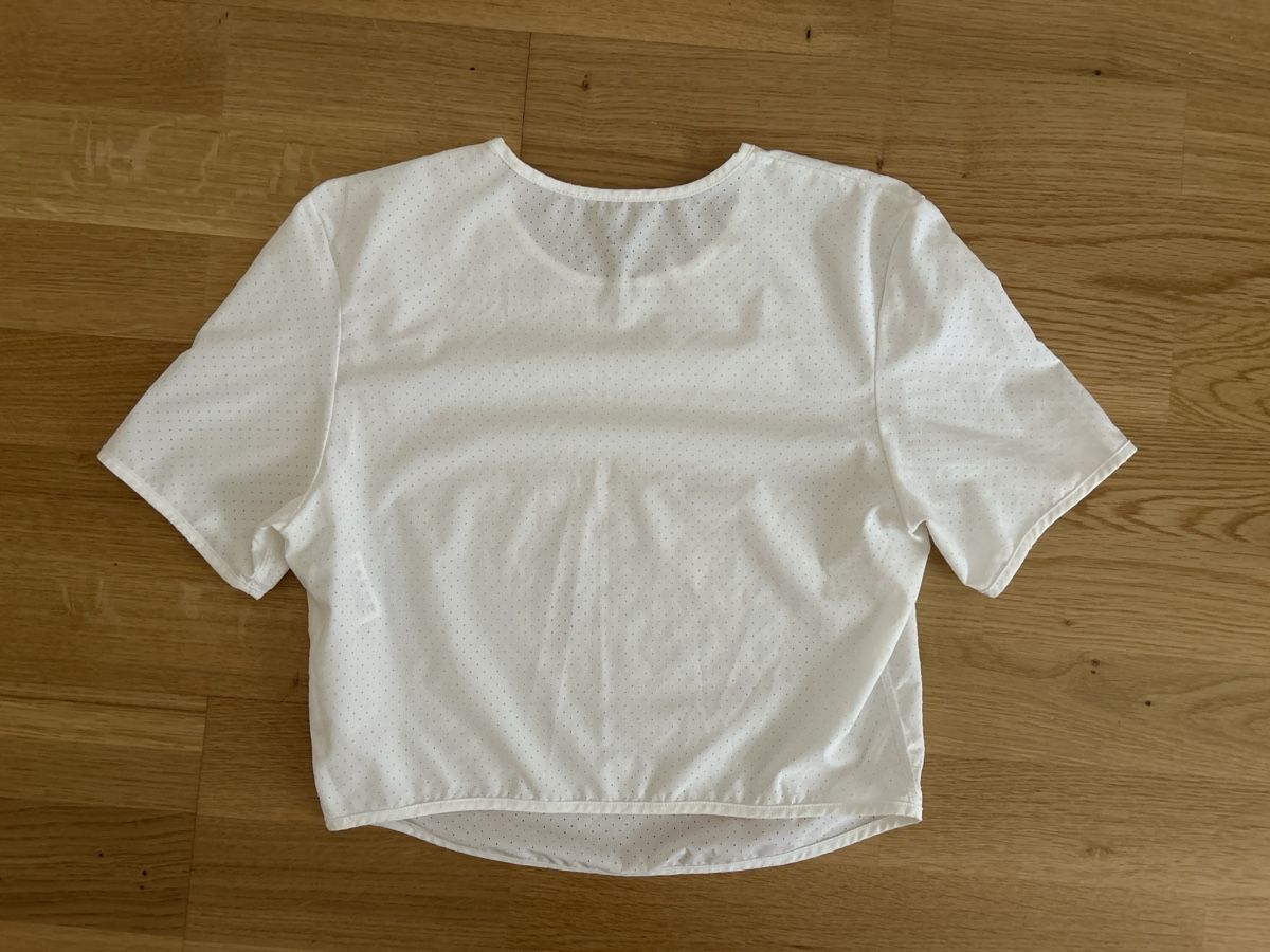 Nike Tops: White Mesh Nike Lab Dri-FIT Top, XSmall – Neu (gemäss Beschreibung) aus Genève von TreasureChest 1
