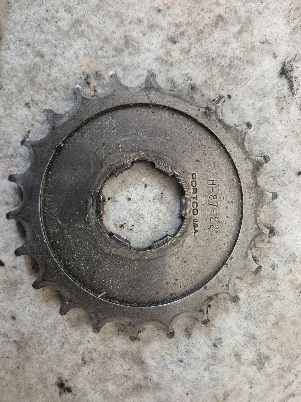 Harley-Davidson Tutti i ricambio per moto: ritzel shovelhead -22 Zähne – Usato da Balgach venduto da andreas4321