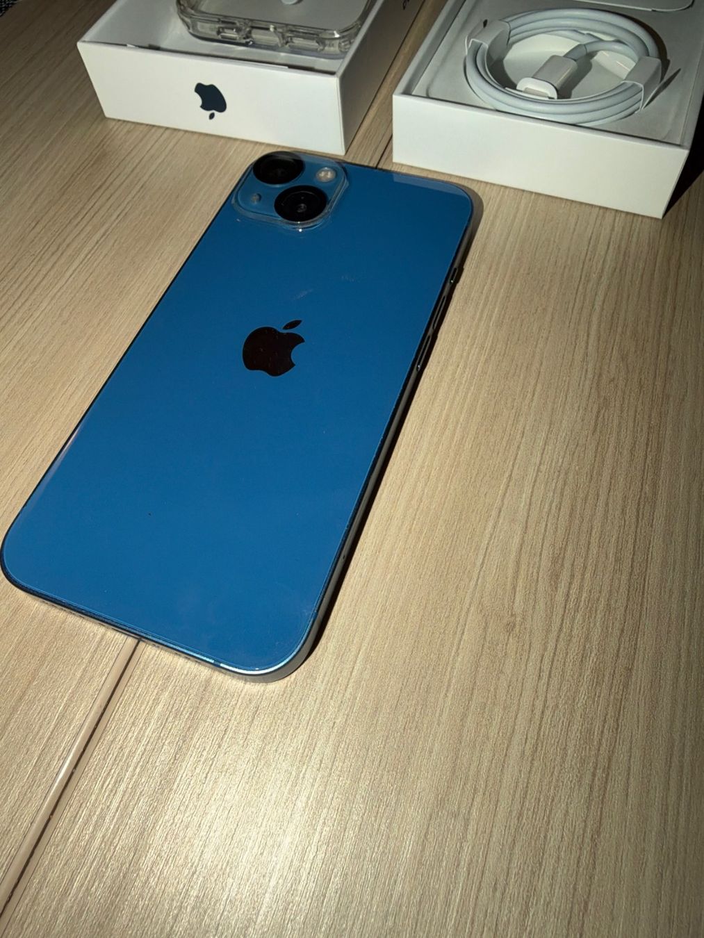 Apple Telefoni cellulari / Smartphones: Apple Iphone 13 256GB – Usato da Plan-les-Ouates venduto da Rangech 1