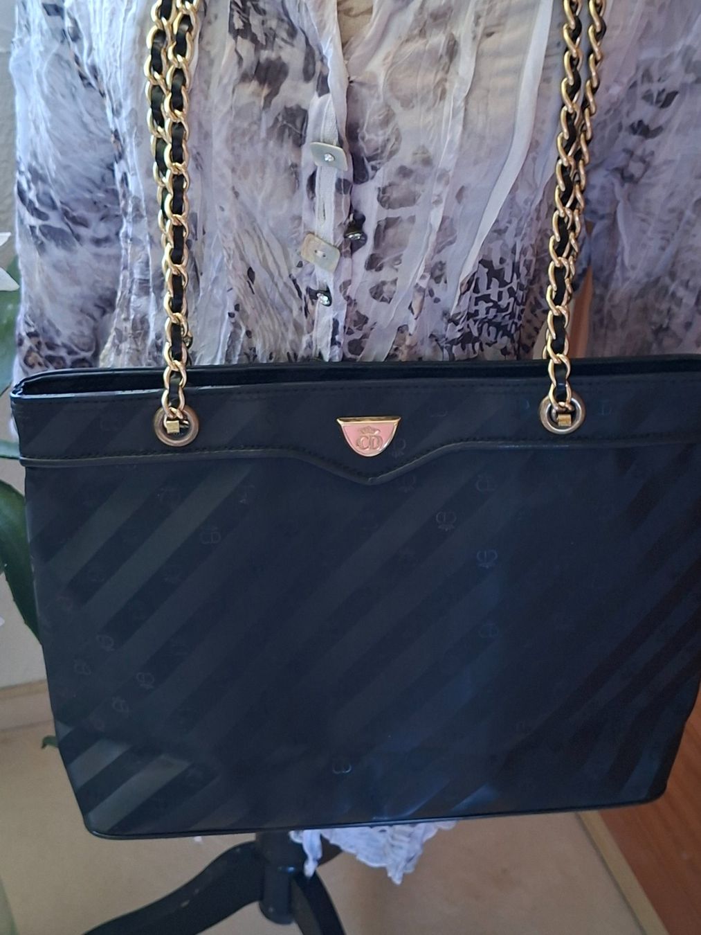 Borse da donna: Handtasche CD Elegance schwarz neuwertig – Usato da Barzheim venduto da spitz01 8