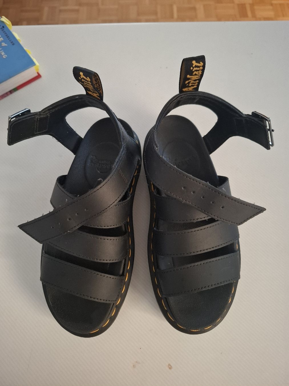 Dr. Martens Chaussures femmes: Dr. Martens Sandalen 36 – D'occasion à Neuenegg par daubelj 3