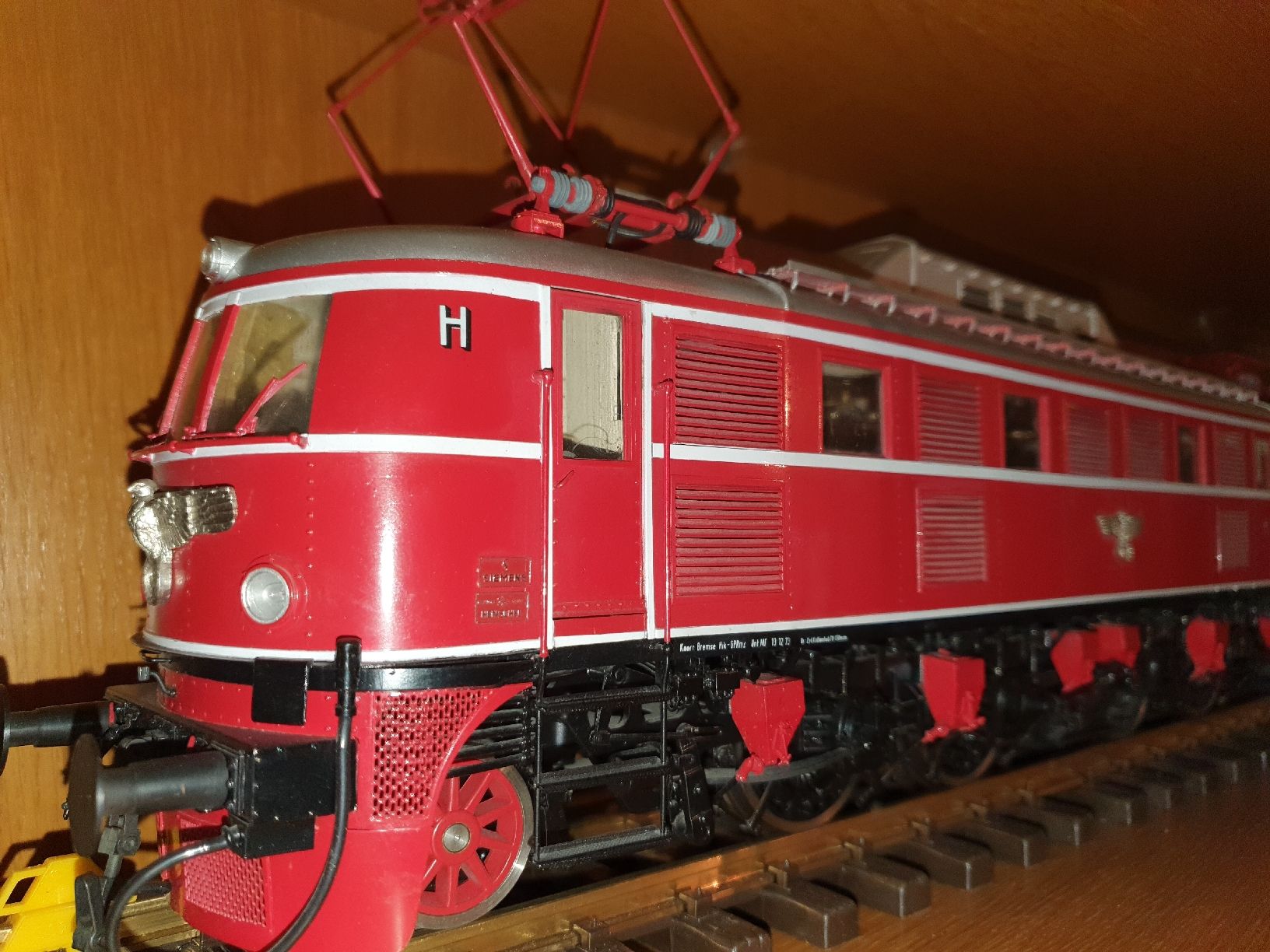 Modellini di ferrovie: J&M Models E 19 inkl. 2 Pullman Wagen Spur 1 – Nuovo (secondo la descrizione) da Münsingen venduto da wd65 1