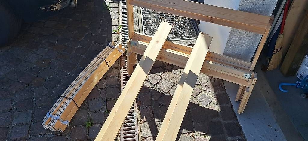 Letti: Bettgestell IKEA NEIDEN zu verschenken – Usato da Berikon venduto da texmurphy901