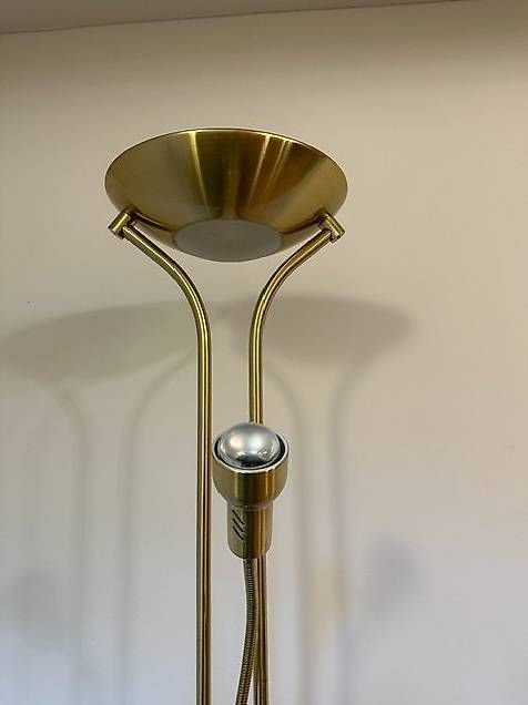 Lampade: Stehlampe mit Leserlampe dimmbar – Usato da Aarau venduto da vio_lrn7 1