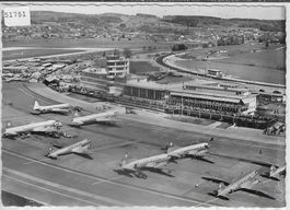 Flugaufnahme Flughafen Zürich-Kloten