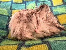 Mini Fellkatze, Felltier, Büsi, schlafende Katze, Fell, 5 cm