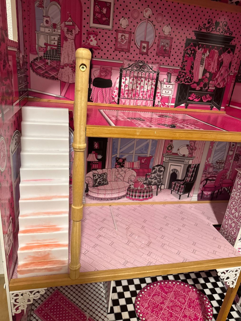 Barbie Case e mobili per bambole: KidKraft Puppenhaus, gross, rosa – Usato da Gelterkinden venduto da Familienferien 4