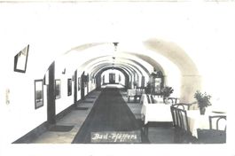 Pfäfers Bad SG Wandelhalle1927 Die AK hat re.oben eine Kerbe