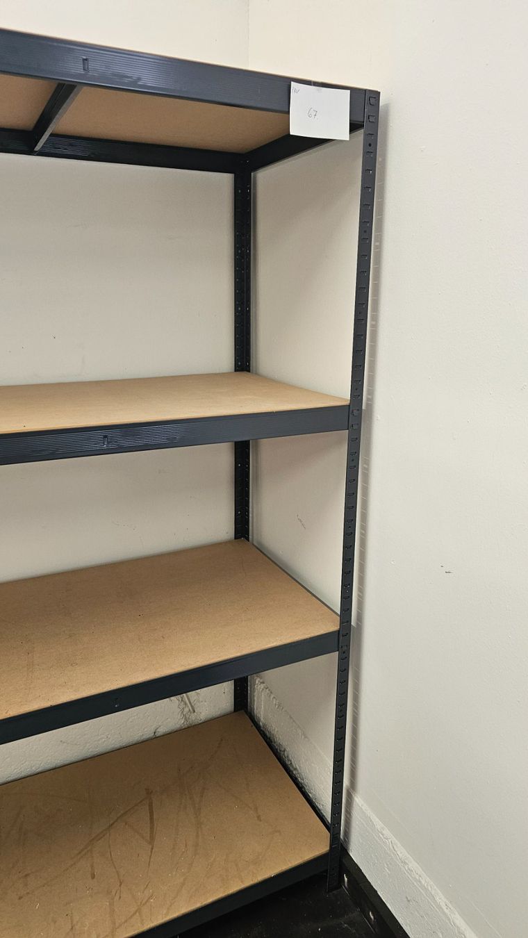 Regale: 2 Stk. Lagergestell aus Metall – Gebraucht aus Diessenhofen von Osio 1