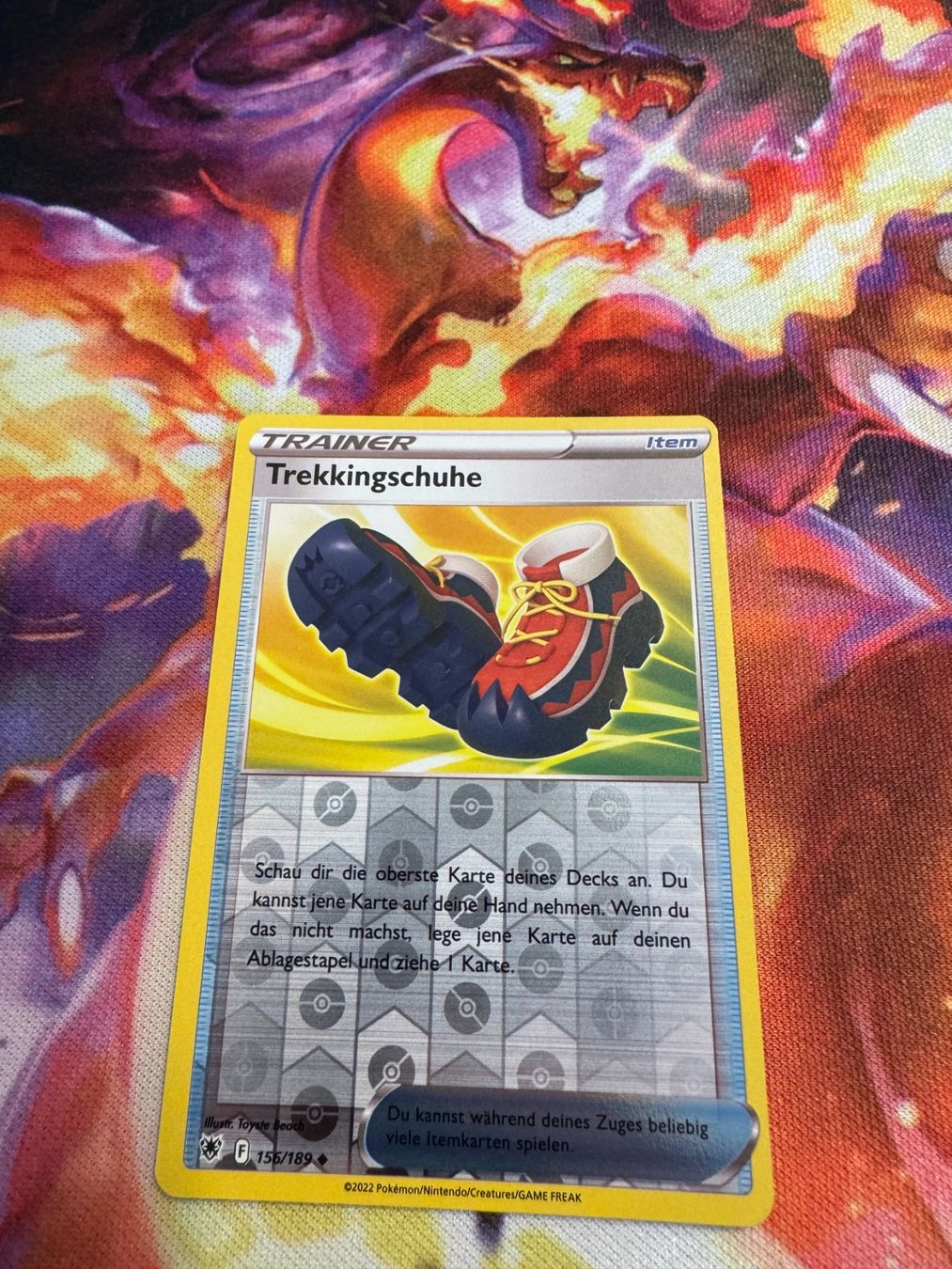 Pokémon Carte collezionabili: Trekkingschuhe (ASR 156) / Reverse Holo / Astralglanz – Nuovo (secondo la descrizione) da Bülach venduto da CherryBlu