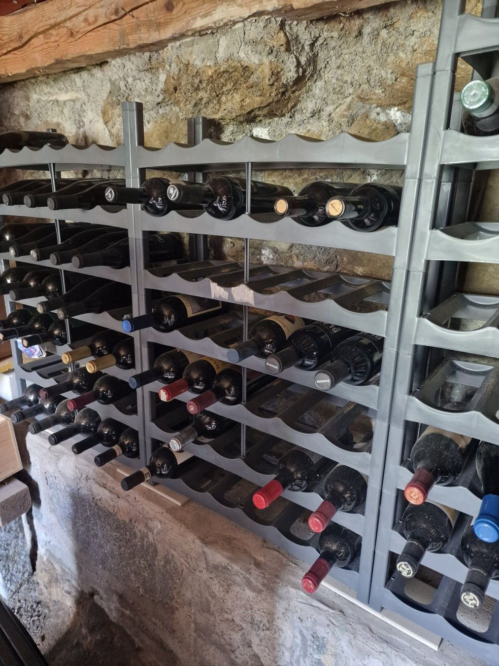 Scaffali: Weinregal/Flaschenregal, stapelbar – Usato da Flüelen venduto da novena 1