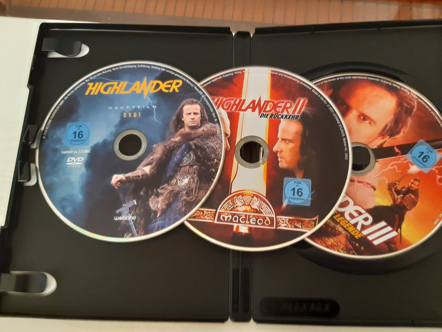 Tutti i DVDs: Highlander Trilogie mit Christopher Lambert – Nuovo (secondo la descrizione) da Domat-Ems venduto da nugipuff 2