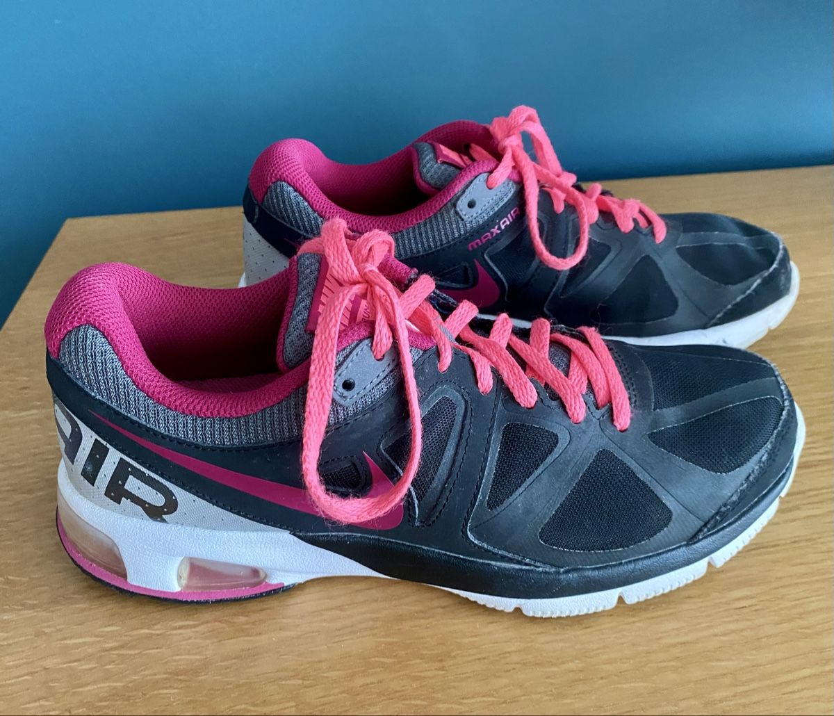 Nike Scarpe da donna: Nike Air Max Run Lite 4, taille 40.5 – Usato da Lausanne venduto da Vracorama 1