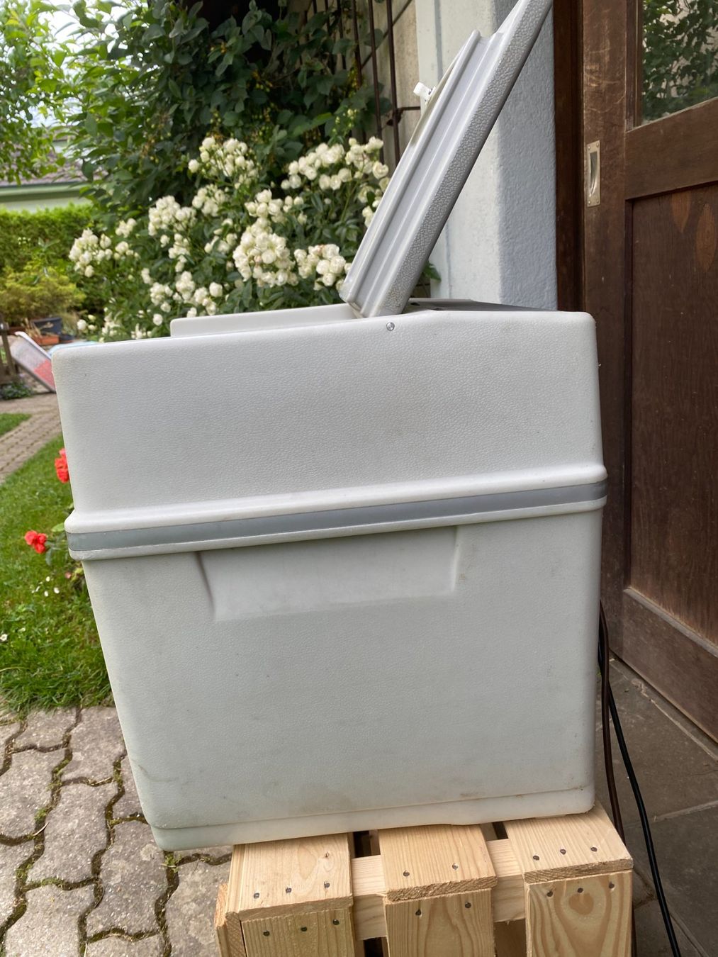 Electrolux Frigoriferi: Camping Kühlschrank Elektrolux – Usato da Herzogenbuchsee venduto da Molbia 4