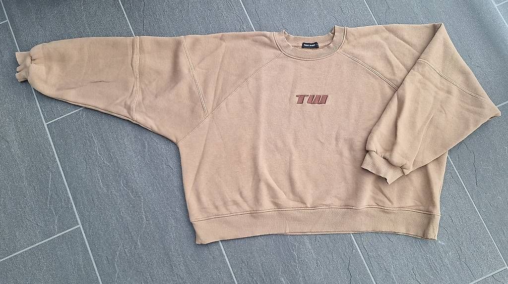 Lotti di vestiti: 3er Set Oversize Hoodies Pullover Pull&Bear u.a. Gr. S – Usato da Schattdorf venduto da wurmbosle 4
