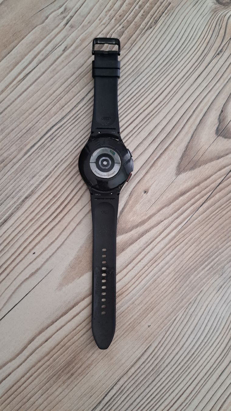 Samsung Smartwatch: Samsung Watch 4 Classic – Usato da Kaisten venduto da Jette_B 5