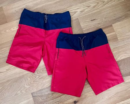 2 identische Badeshorts / Grösse 1x ca. 164 und 1x ca. 172
