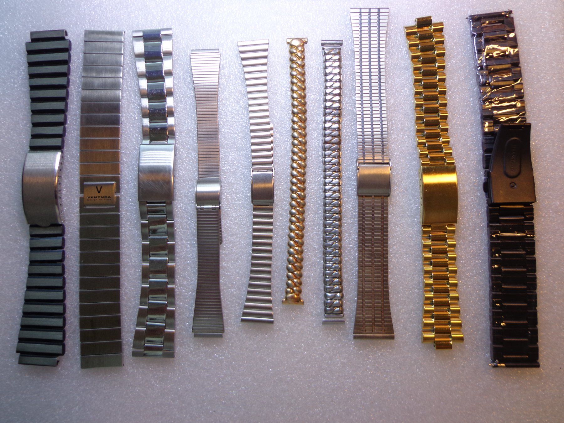 Bracciali & Braccialetti: Uhrenbänder Metalluhrenbänder – Nuovo e nell'imballaggio originale da Hinterkappelen venduto da Roku5 1
