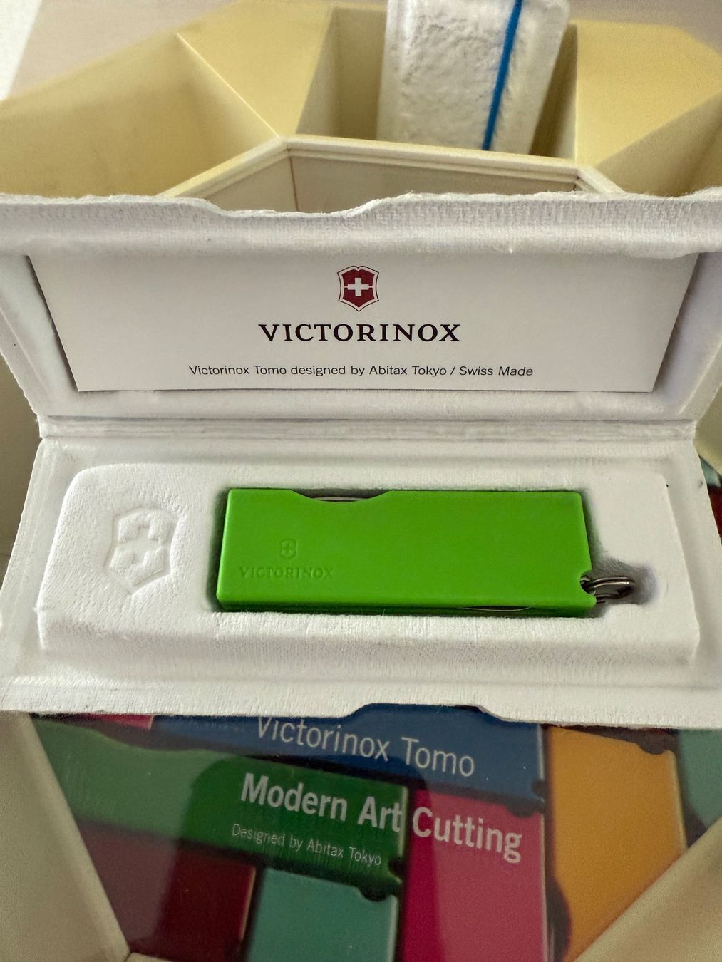 Victorinox Taschenmesser: Victorinox Tomo Diverse Farben – Neu und originalverpackt aus Wahlen b. Laufen von MIG-25 2
