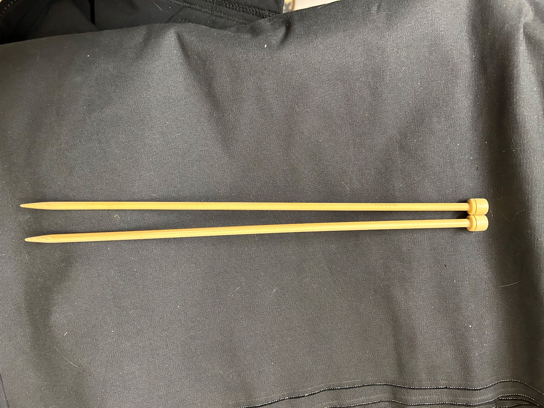 Ferri: Stricknadel aus Holz Gr. 6 – Usato da Obergösgen venduto da Andre118