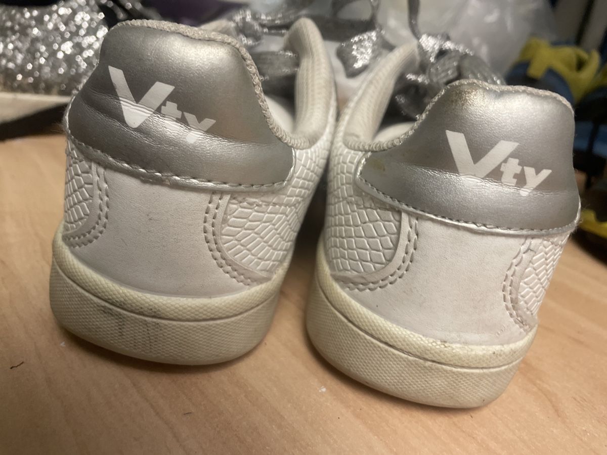 Scarpe per ragazze: Vty Mädchen Turnschuhe, weiss, Gr.36 – Usato da Obergerlafingen venduto da cabo4 3