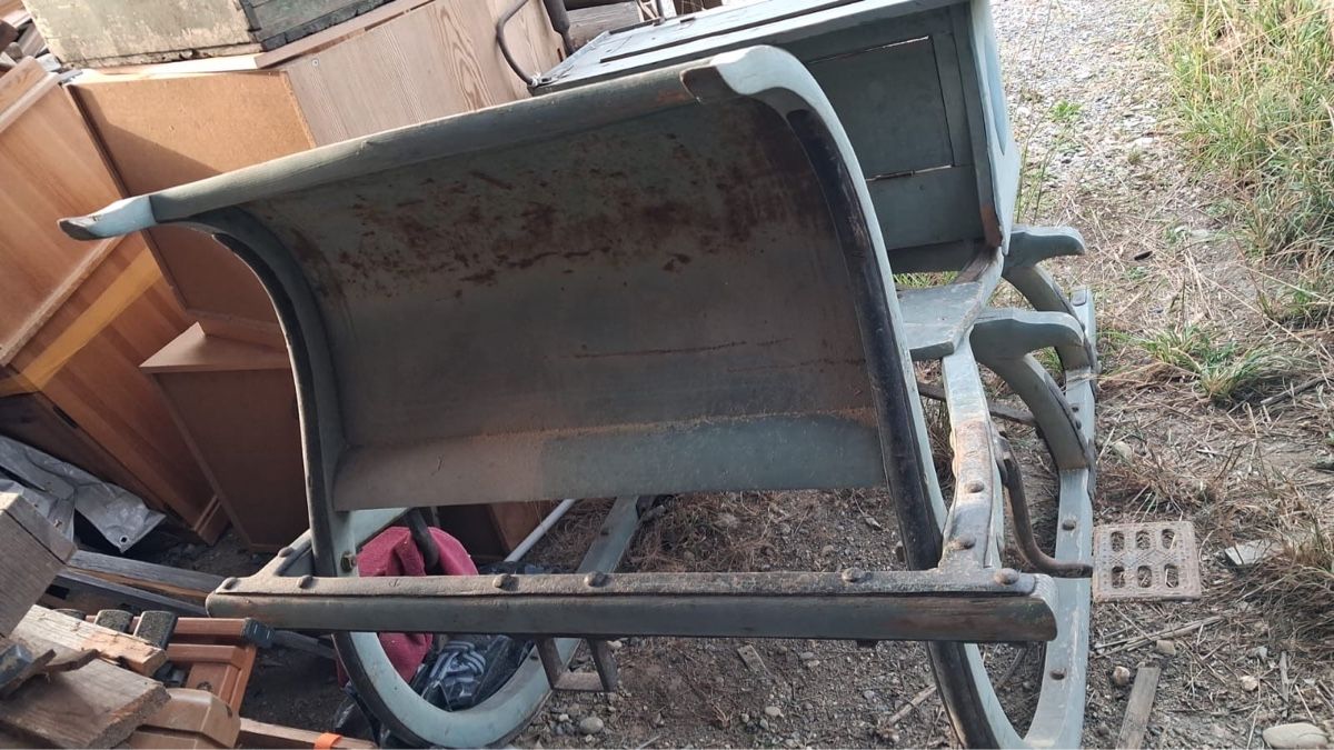 Schlitteln: Alter Pferdeschlitten – Gebraucht aus Willisau von son_lq7g 1