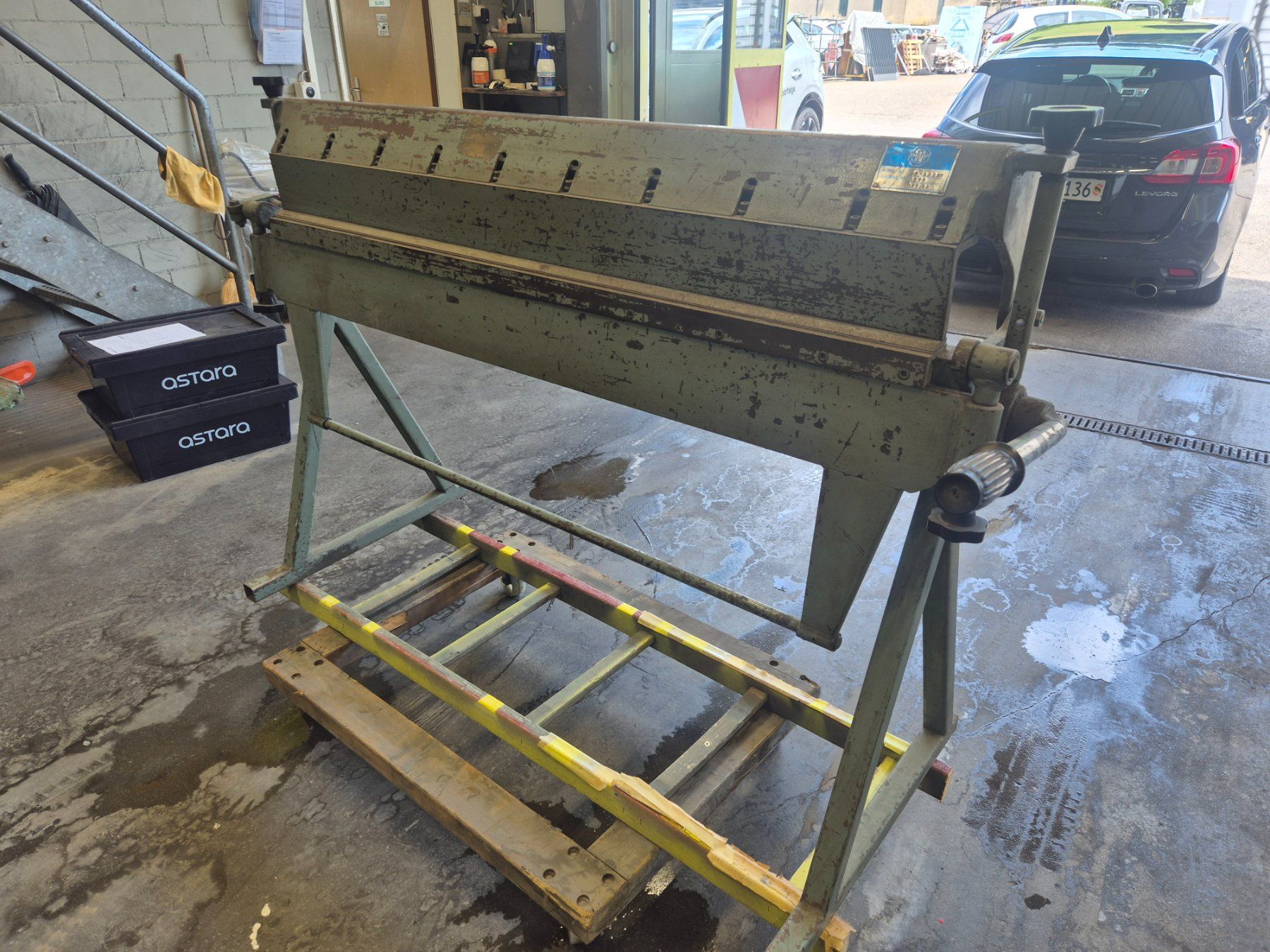 Toutes les machines: Biegemaschine – Défectueux à Walkringen par inf_h5d5