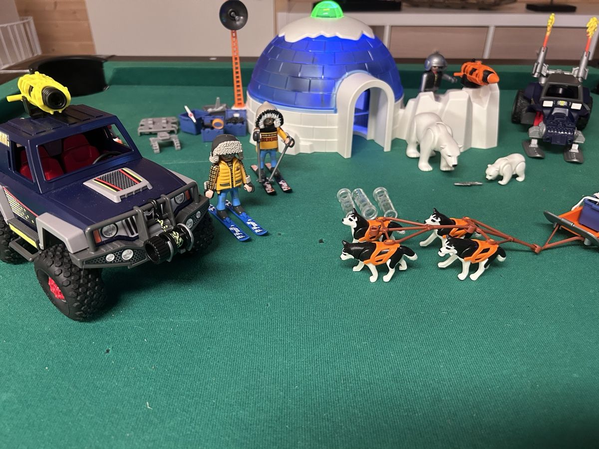 Playmobil Giocattoli: Playmobil Eiswelt  – Usato da Schattdorf venduto da Beni8080 1