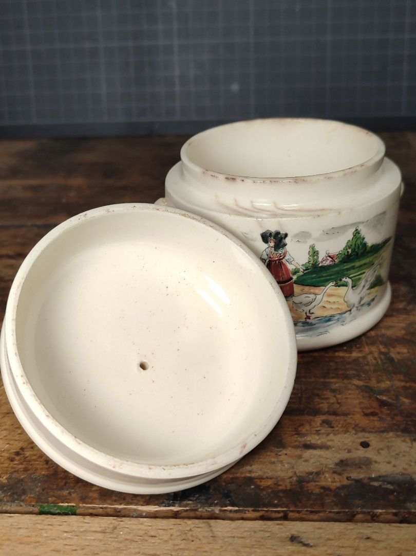 Ciotole: Wunderschöne antike  Deckeldose Steingut – Usato da Gelterkinden venduto da MYSTOREFORYOU4460 1