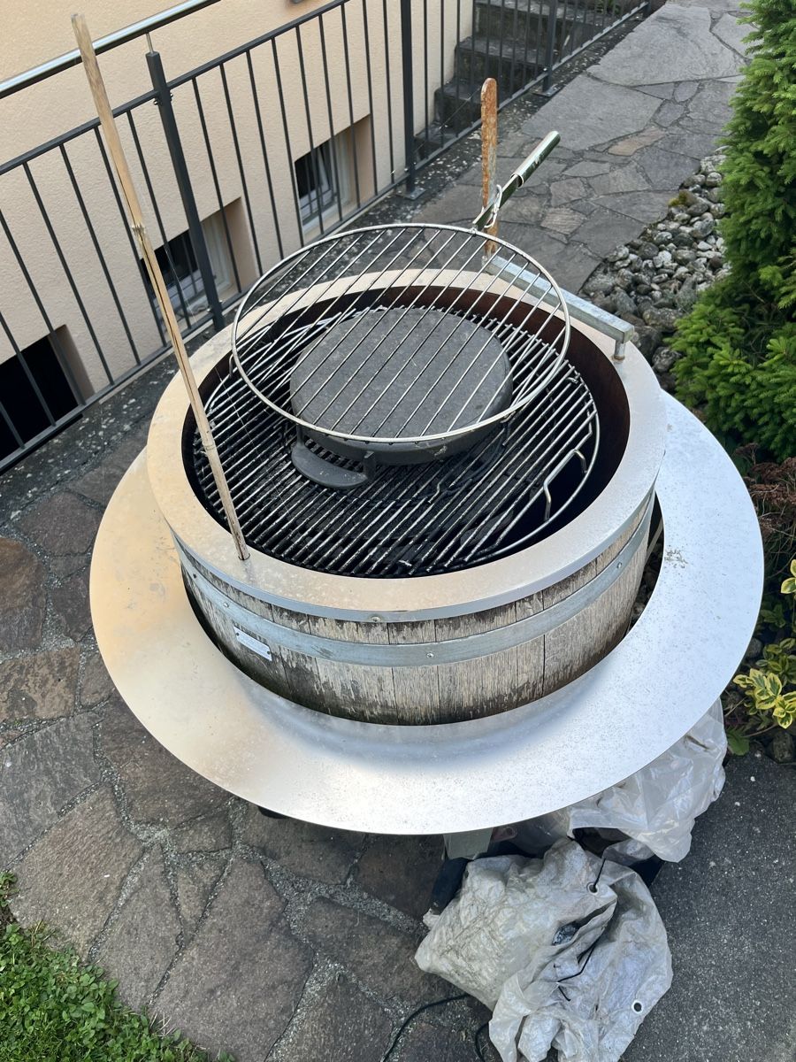 Accessori: Grillfass mit Zubehörbox – Usato da Trimbach venduto da Kurtu 1