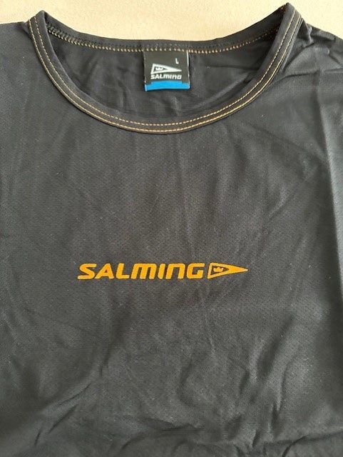 T-Shirts: Salming ultra light t-shirt – Gebraucht aus Dallenwil von ZD2019 4