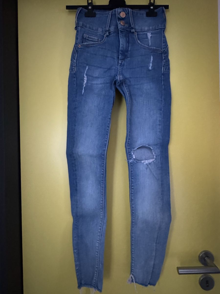 Jeans: Jeans push-up marca Tiffosi – Usato da Claro venduto da kel_v7dj