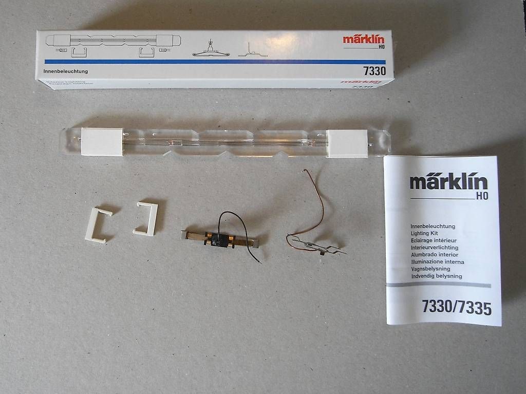 Märklin Modellini di ferrovie: Märklin Innenbeleuchtung 7330 – Usato da Bern venduto da Sot