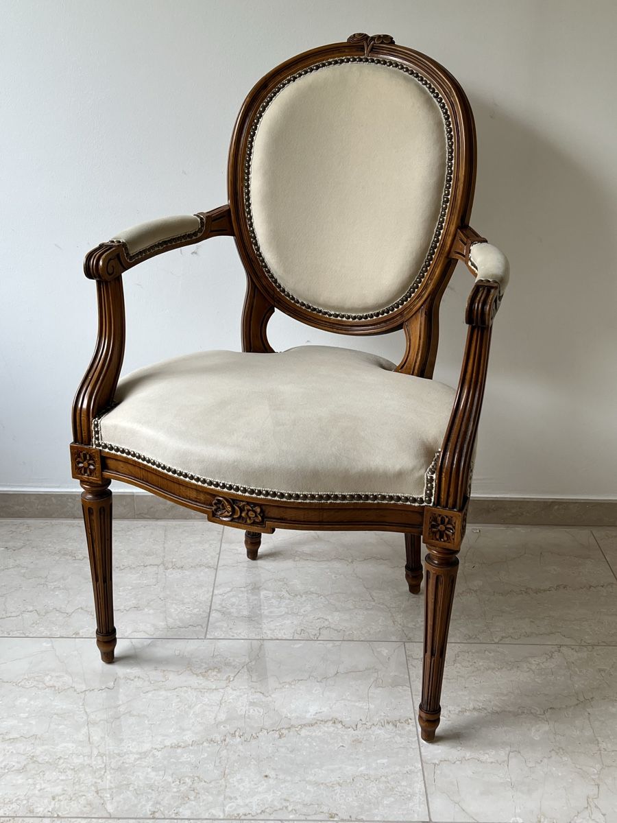 Stühle: Stuhl im Louis XVI Stil – Gebraucht aus Zürich von juergarno