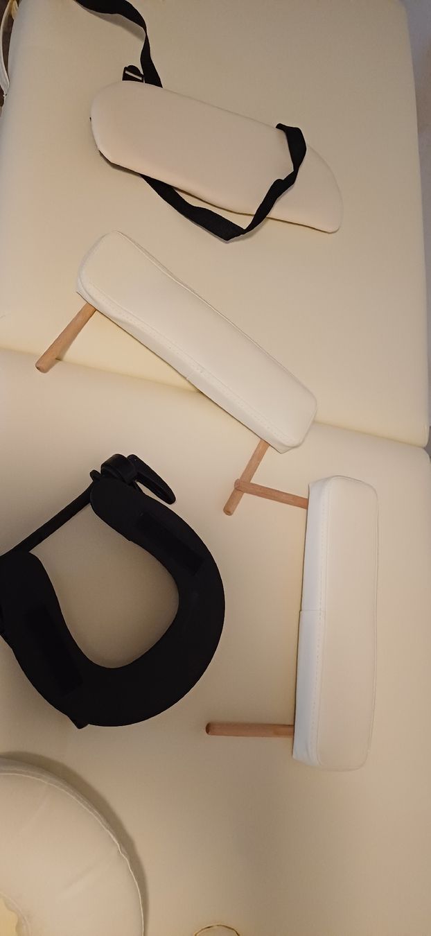 Lettini & sedie per cosmetici: Schöne Massageliege – Usato da Grosswangen venduto da Geschenkberatung 2