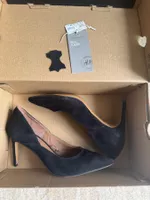 WILDLEDER-PUMPS H&M, GR.39, SCHWARZ, ABSATZ 8 CM
