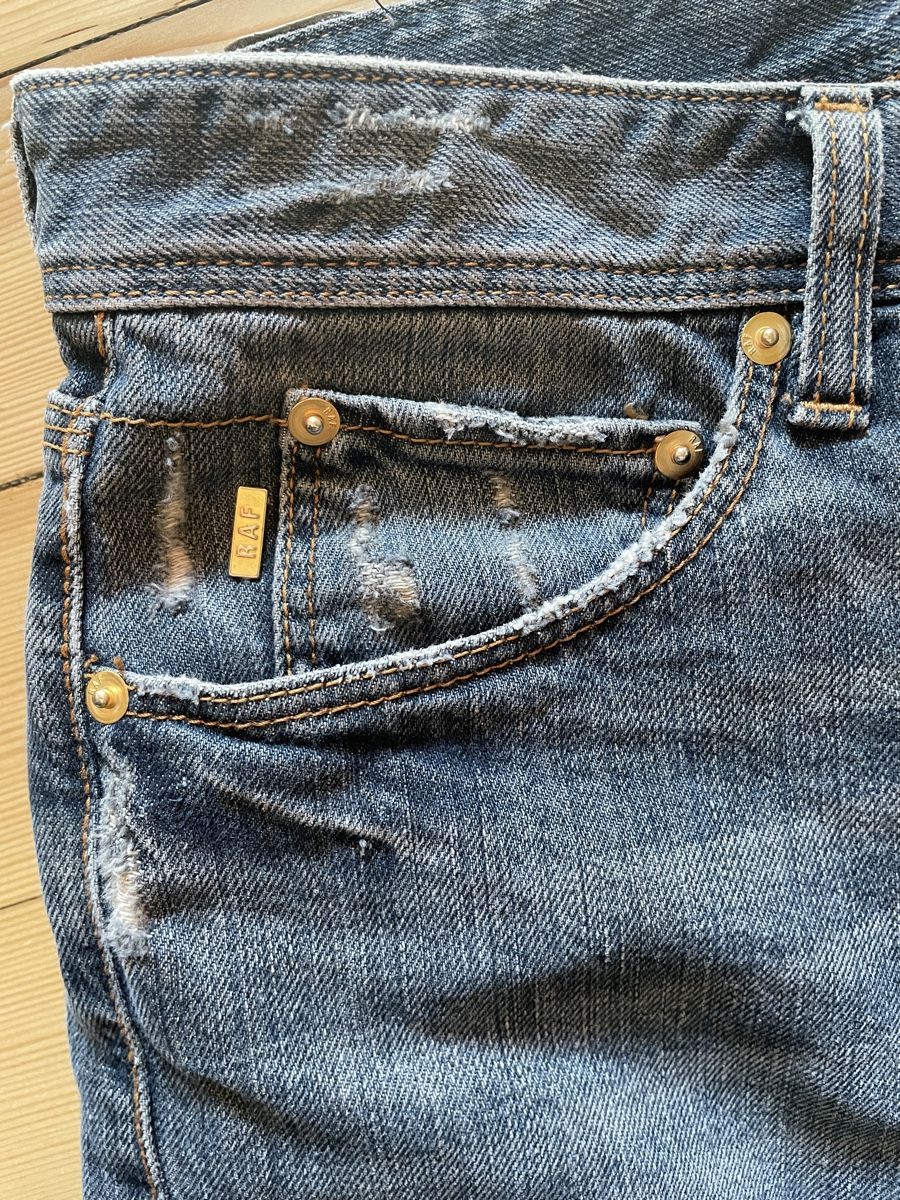 Prada Jeans: RAF by Raf Simons Jeans denim – Usato da Eglisau venduto da lia_c7ny 2