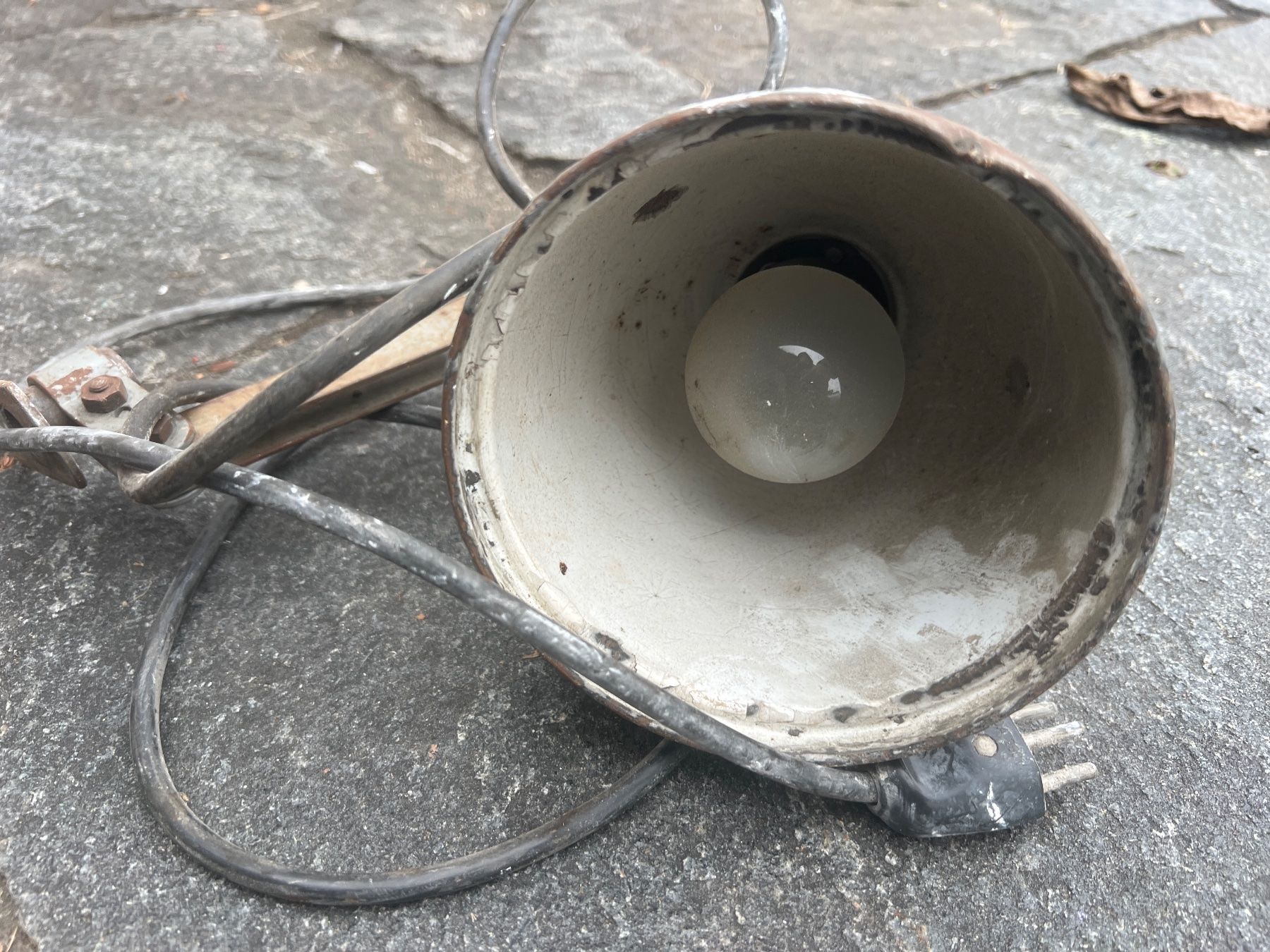 Lampade: Uralte Werkstatt Lampe mit beweglicher arm – Usato da Egg b. Zürich venduto da SwissTradingAgency 5