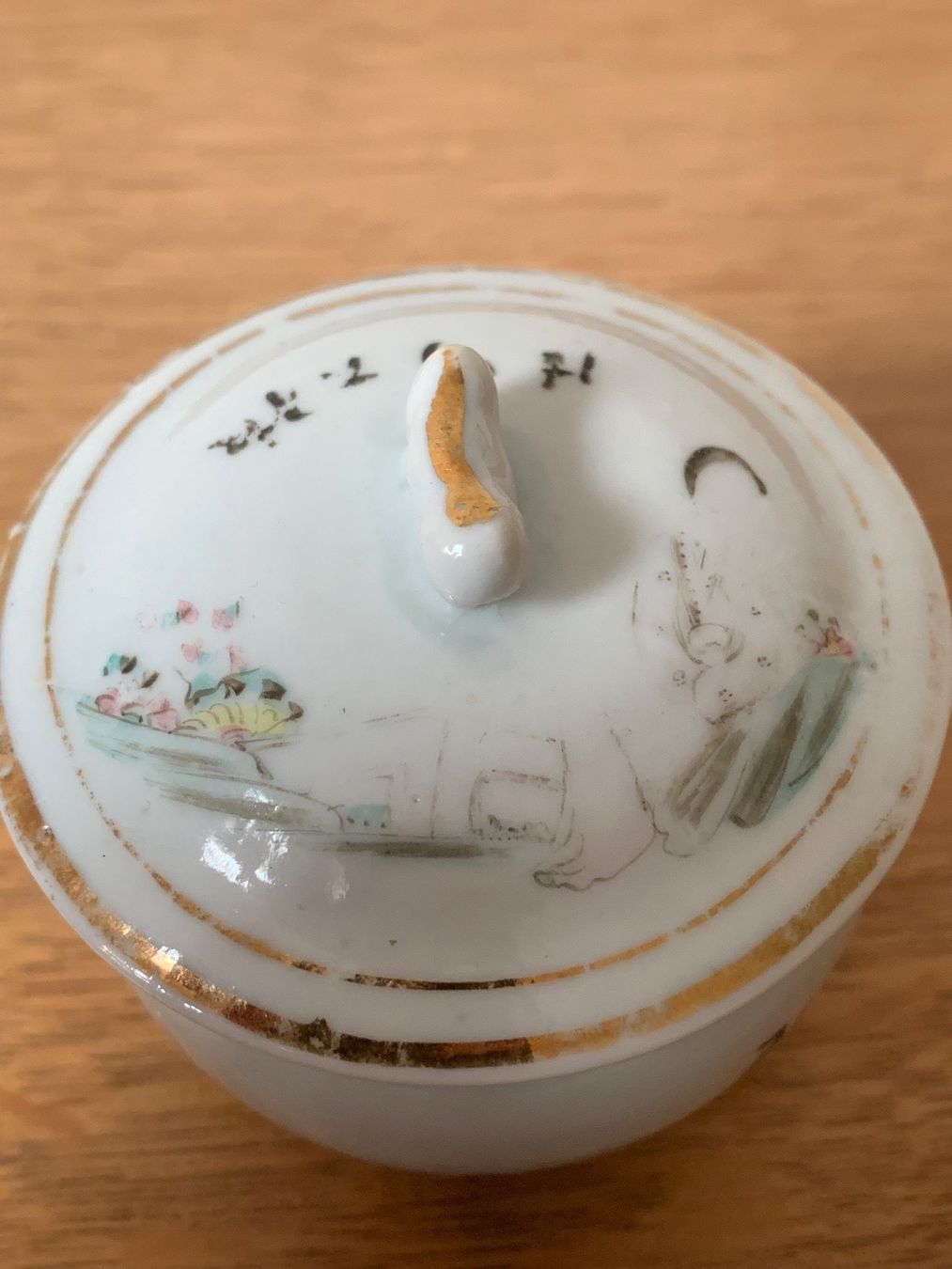 Vase & Récipients: Chinesisches Porzellanobjekt – D'occasion à Basel par Amechan. 3
