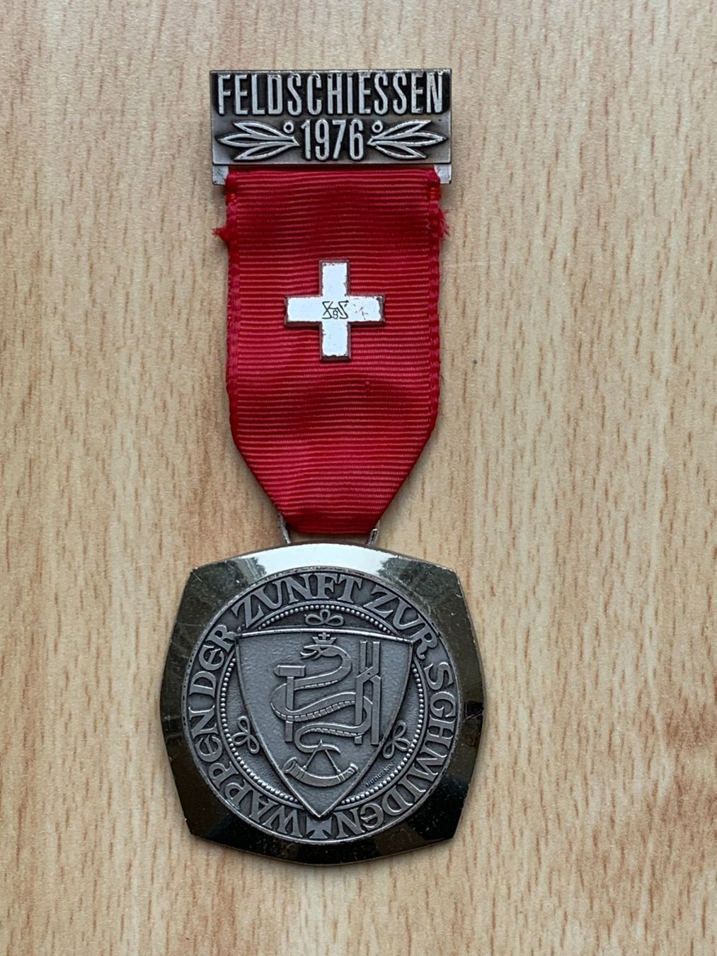 Medaillen: Feldschiessen SASB Plakette 1976 - Wappengilde der Schmiden – Gebraucht aus Sarmenstorf von habasa