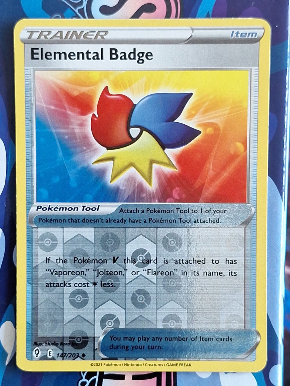 Pokémon Carte collezionabili: Elemental Badge - Reverse Holo Evolving Skies - #2Ord – Usato da Altstätten SG venduto da GGsGameshop