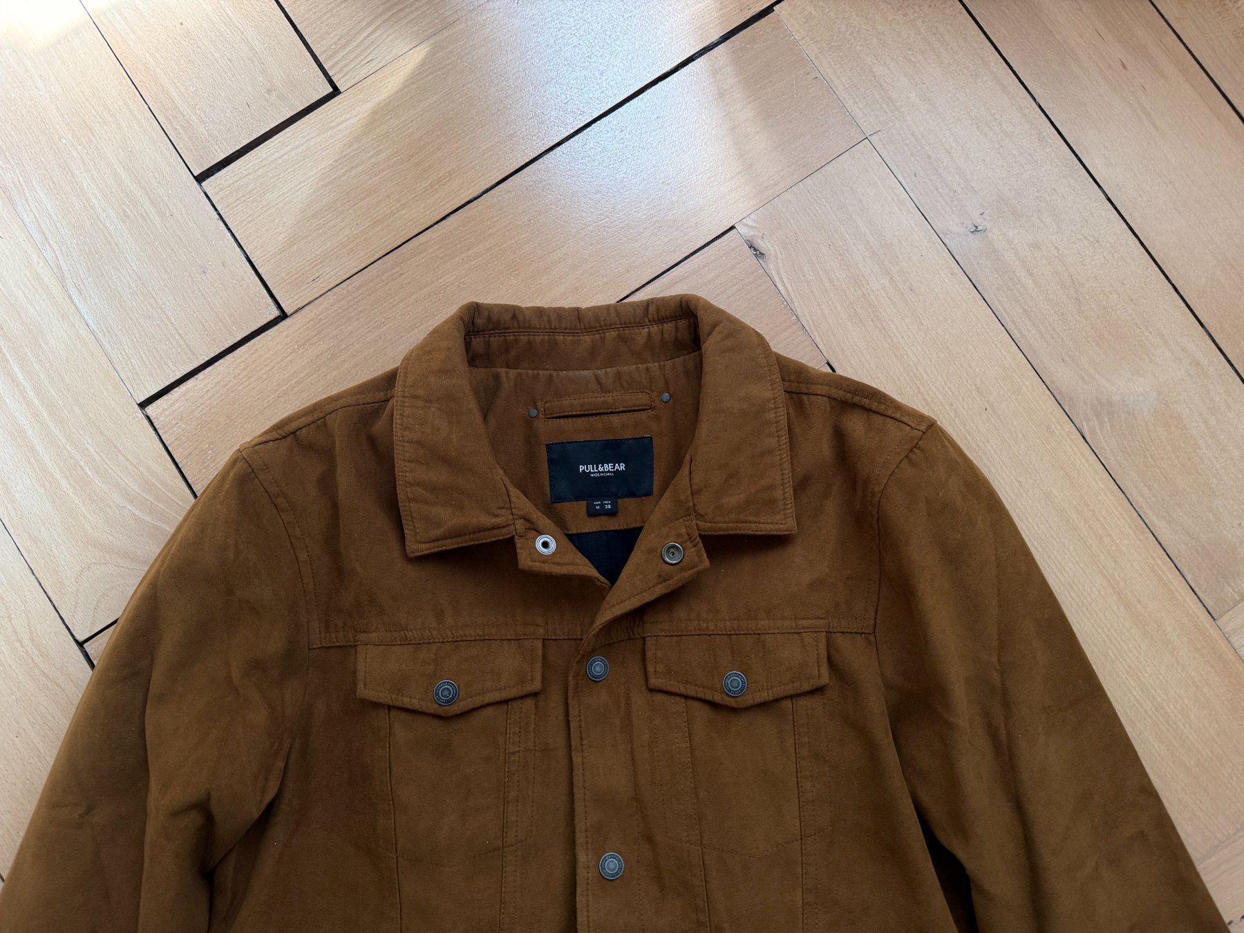 Pull&Bear Giacche: PULL&BEAR - Wildleder Jacke braun M – Usato da Zürich venduto da Diazaio 1