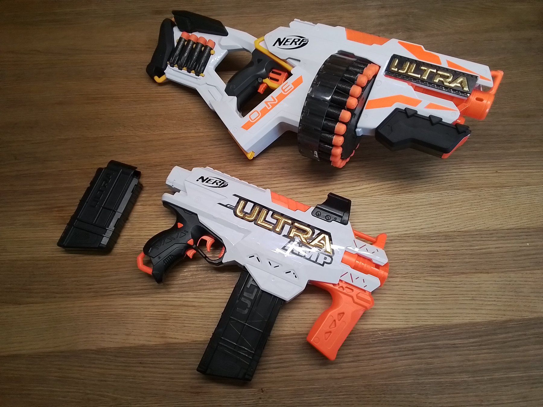 Spielzeuge: Nerf Ultra One und Nerf Ultra Amp – Gebraucht aus Goldau von damde