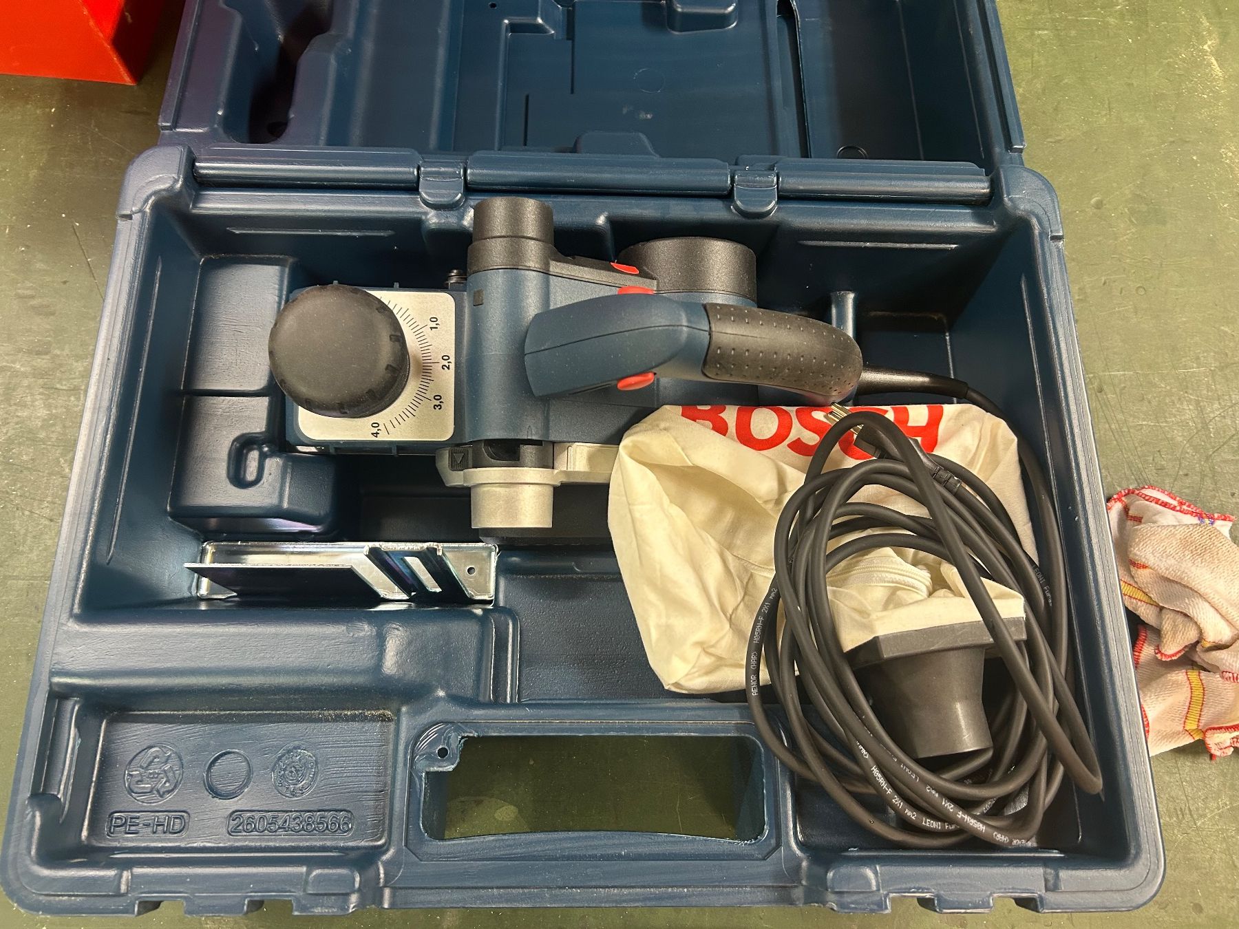 Alle Maschinen: Bosch Hobel GHO 40-82 C – Neu und originalverpackt aus Dachsen von rau_6jrb 2