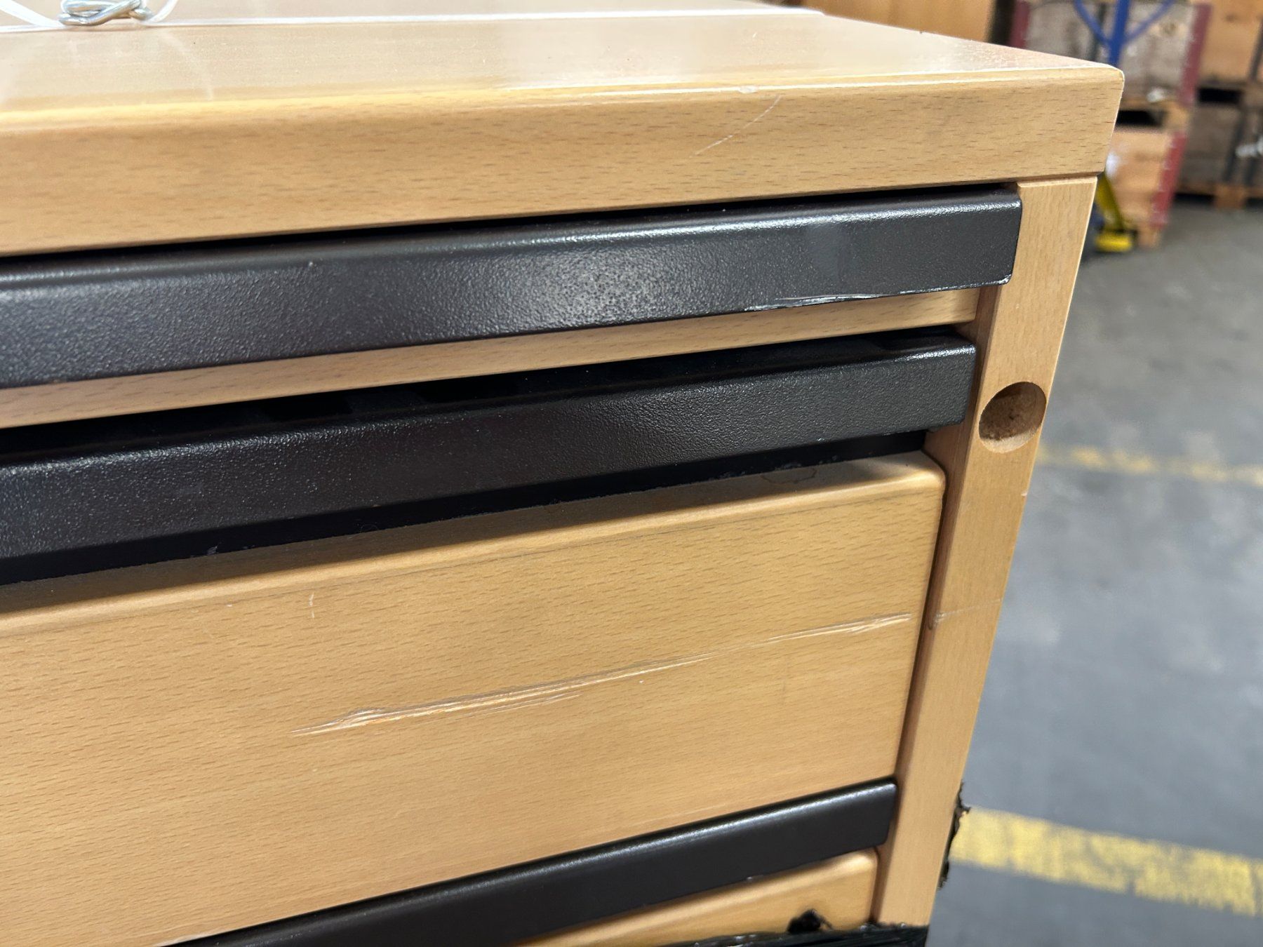 Eléments de bureau: 6 Stück Bürokorpus – D'occasion à Zofingen par Maschinenfabrik 2