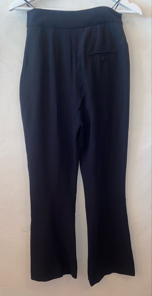 Alexander Mcqueen Hosen: Pantalon Alexander McQueen noir taille 38it – Gebraucht aus Romainmôtier von jea_n99k 1