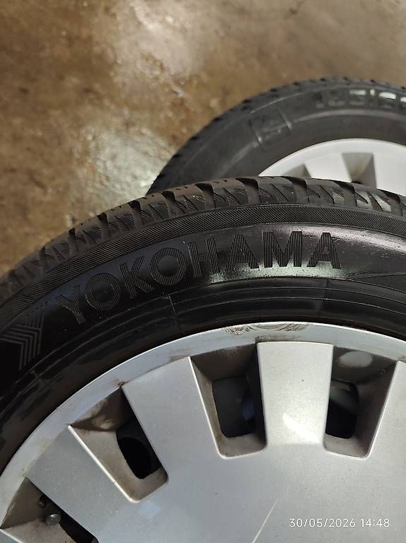 Sonstiges Schreiben & Zeichnen: 185-60-15 gomme Opel meriva – Gebraucht aus Taverne von mar_v68c