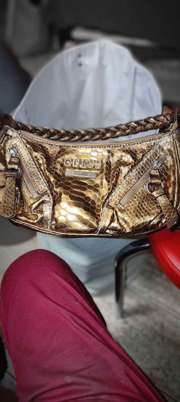 Guess Sacs femmes: Tasche – Neuf (Voir description) à Bellerive VD par Hermes5
