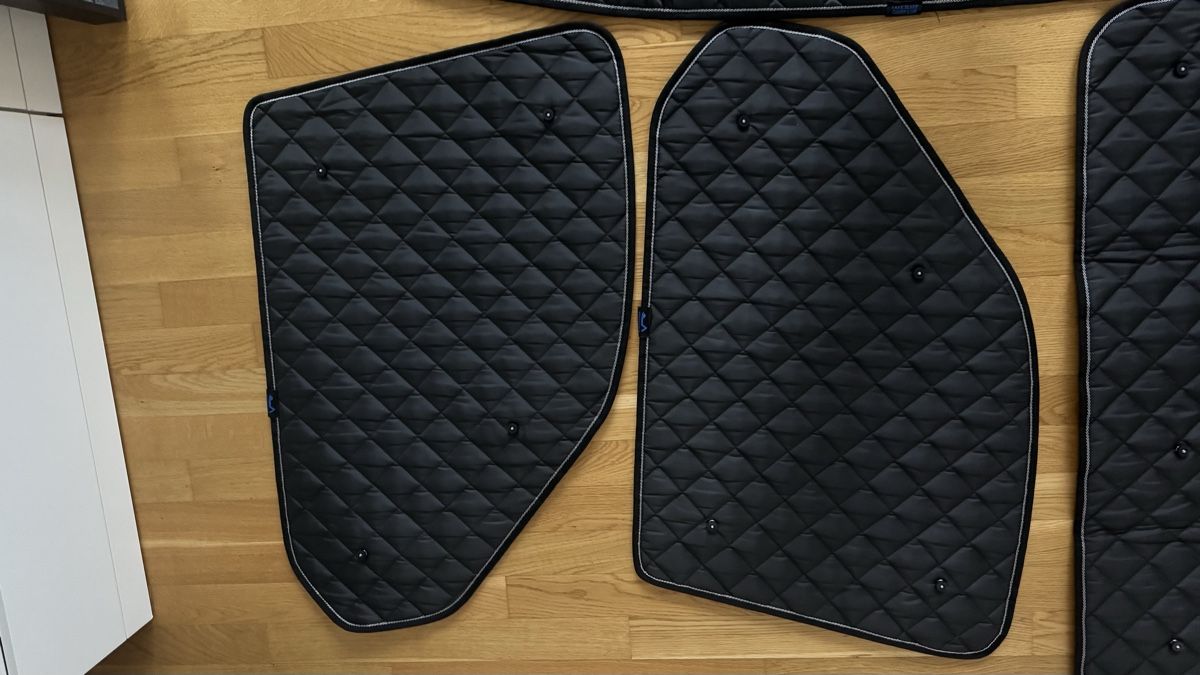 VW Tappeti & Tappetini: Thermomatten VW T5 – Usato da Buochs venduto da art_6wlg 4