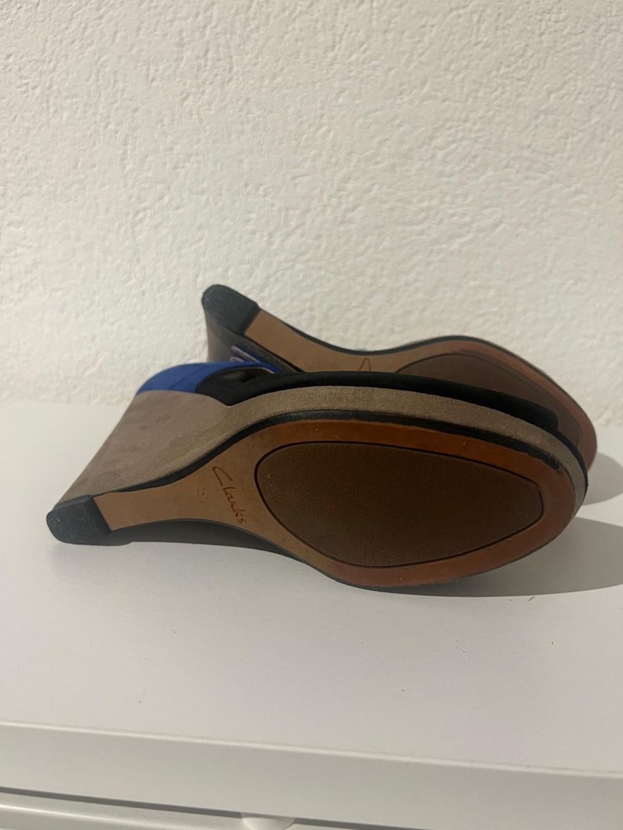 Scarpe da donna: Sandales compensées Clarks - Élégance estivale! – Usato da chamoson venduto da agr_y2m5 2